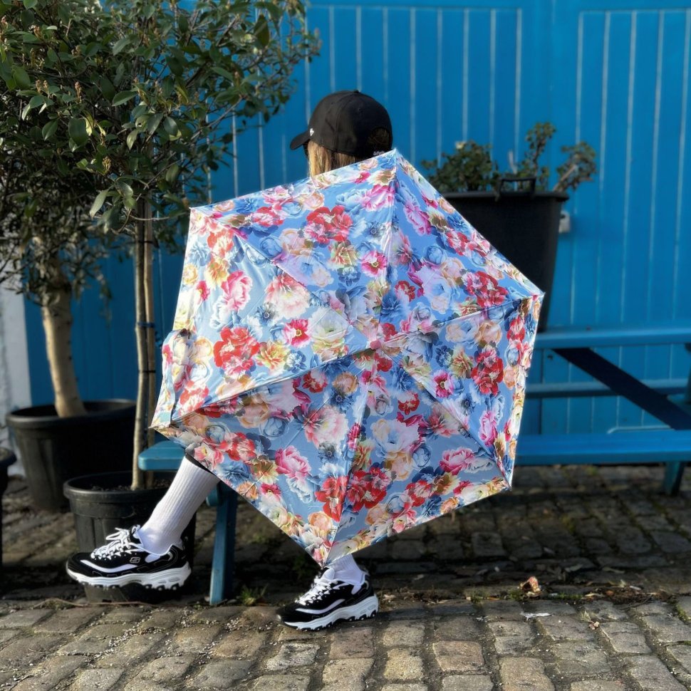 Женский складной механический зонт Fulton Pretty Peony (Голубой цвет с принтом цветов) 94371 modnotak фото №3