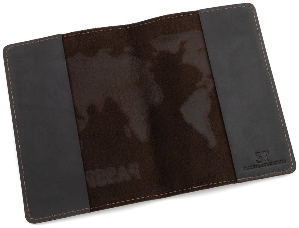 Обкладинка шкіряна на паспорт з тисненням карти Leather Collection 97771 темно-коричневий фото №5 Обкладинка шкіряна на паспорт з тисненням карти Leather Collection 97771 темно-коричневий modnotak фото №5