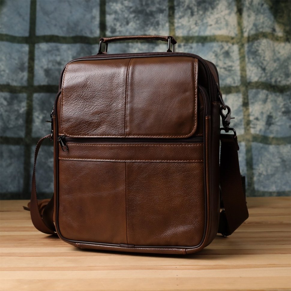 Вместительная деловая мужская сумка из кожи через плечо с ручкой для носки Vintage 98171 коричневого цвета modnotak фото №9