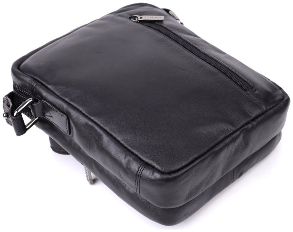 Повседневная мужская сумка планшет из гладкой кожи через плечо Tony Perotti черного цвета 108371 modnotak фото №5