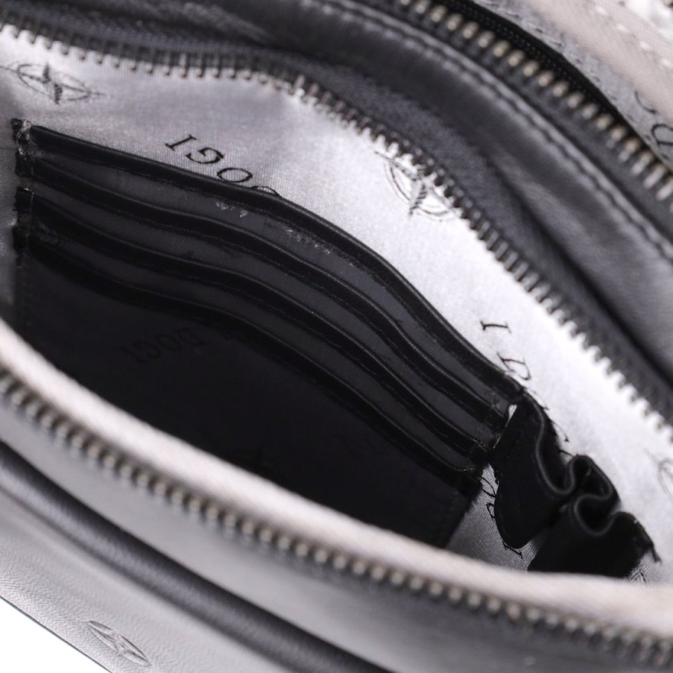 Повседневная мужская сумка планшет из гладкой кожи через плечо Tony Perotti черного цвета 108371 modnotak фото №9