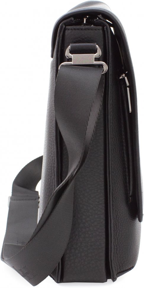 Повседневная мужская кожаная сумка на плечо черного цвета с клапаном - H.T Leather (19462)