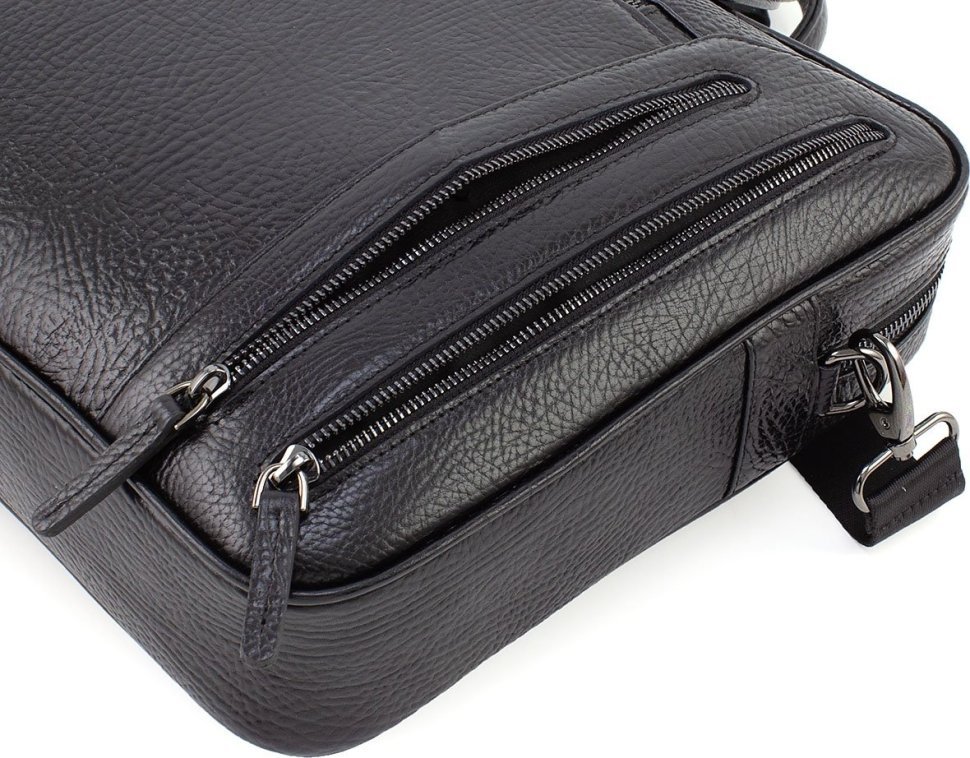 Добротна чоловіча сумка-портфель із натуральної шкіри чорного кольору на блискавці KARYA (10267)