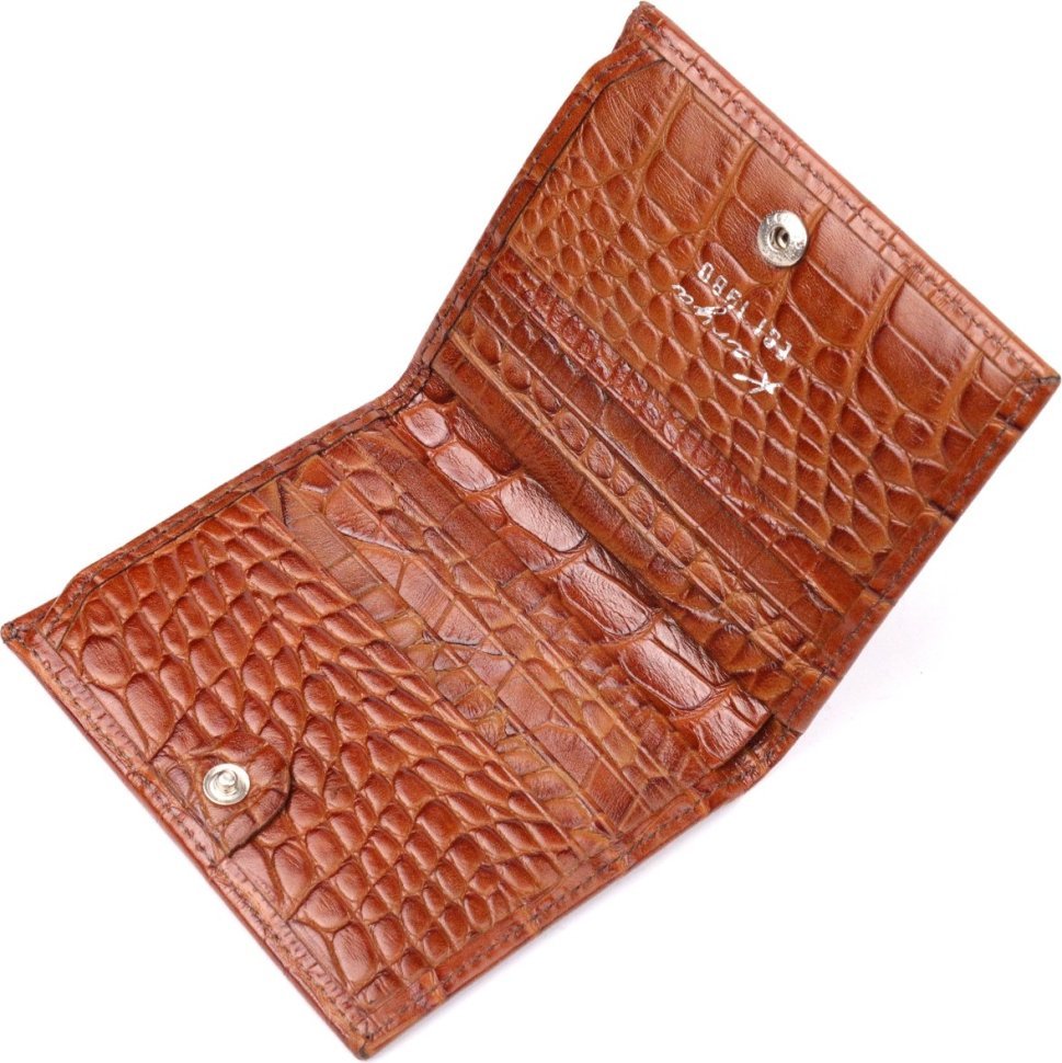 Надежный мужской кошелек светло-коричневоего цвета из фактурной кожи под рептилию KARYA (2421058)