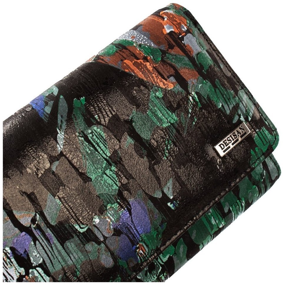 Великий жіночий гаманець із натуральної фактурної шкіри Desisan 107172 чорного кольору з різнокольоровими мазками modnotak фото №3