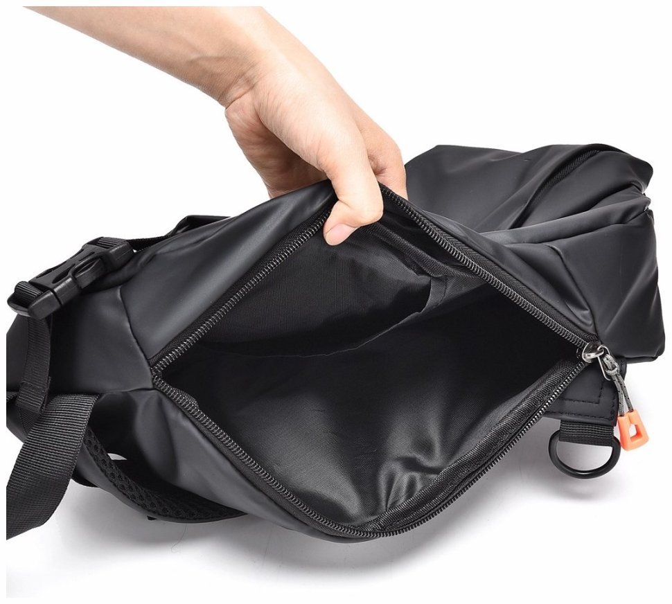 Повседневная текстильная мужская сумка-слинг черного цвета через плечо Confident 77472 modnotak фото №3