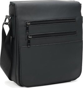 Чоловіча шкіряна сумка-планшет чорного кольору з навісним клапаном Keizer (22068)