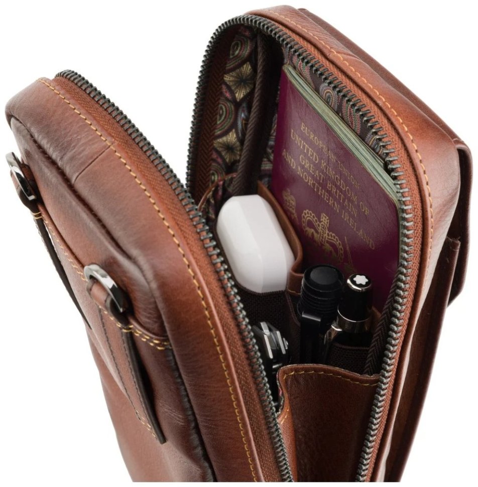 Повседневная сумка из натуральной гладкой кожи через плечо для смартфона Visconti AT45 Alex коричневого цвета 107972 фото №6 Повседневная сумка из натуральной гладкой кожи через плечо для смартфона Visconti AT45 Alex коричневого цвета 107972 modnotak фото №6