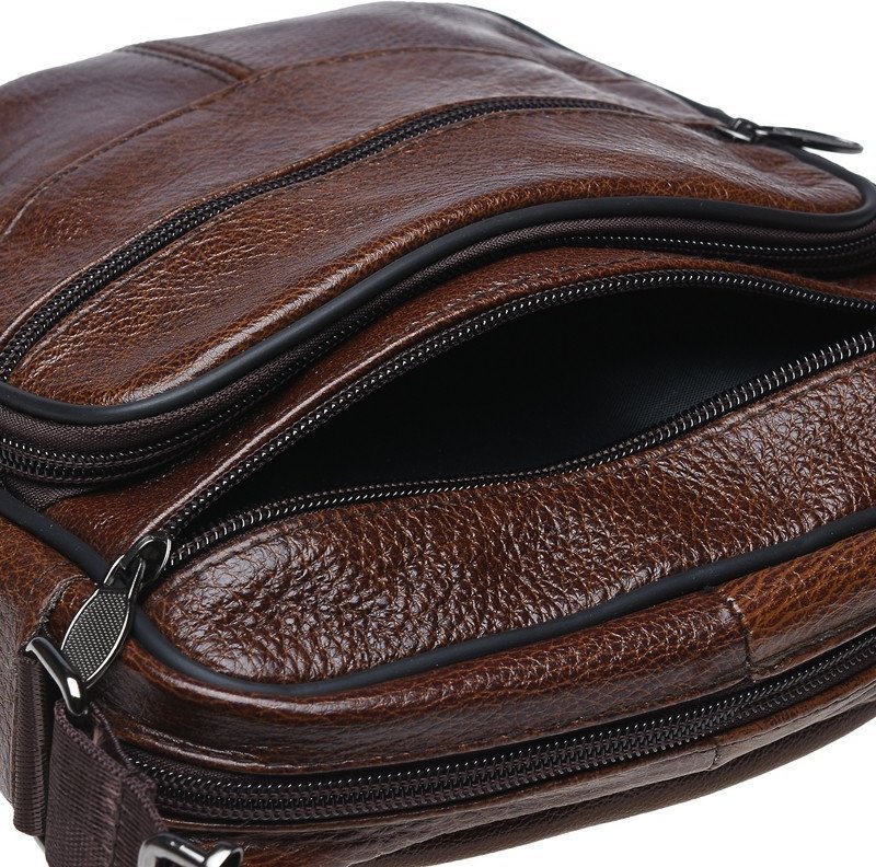 Повсякденна чоловіча сумка з натуральної шкіри коричневого кольору Borsa Leather (21917)