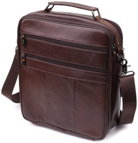 Вместительная мужская сумка из качественной кожи через плечо с ручкой для переноски в руке Vintage 98173 коричневого цвета
