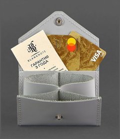 Картхолдер серого цвета из натуральной кожи с клапаном на кнопке BlankNote (12220)