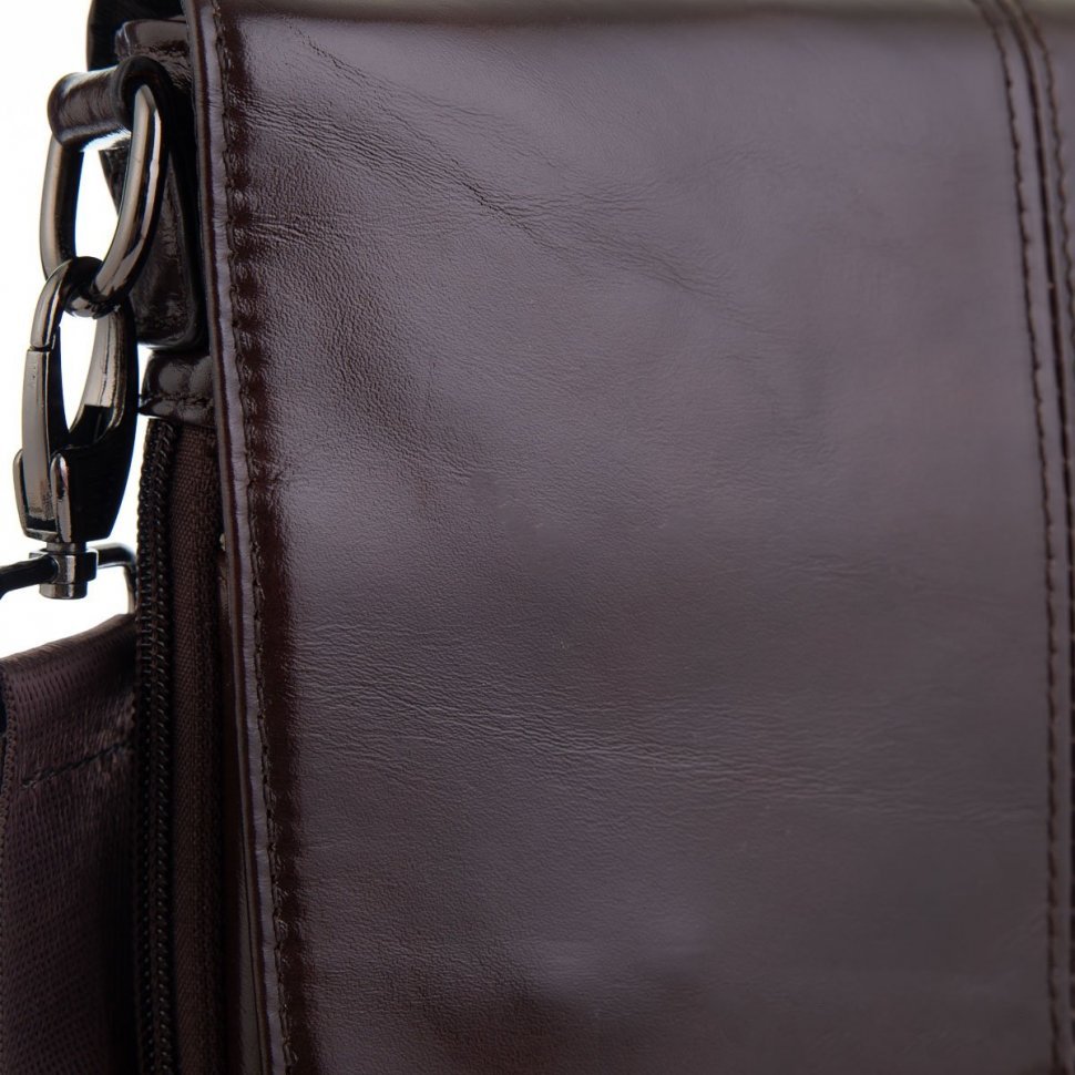 Небольшая мужская сумка на плечо из натуральной кожи гладкого типа Bexhill (21560)