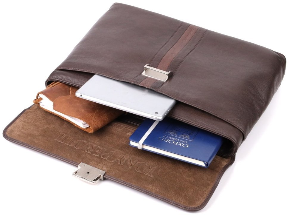 Деловая мужская сумка через плечо из натуральной кожи с отделением для ноутбука Tony Perotti коричневая 108374 modnotak фото №8