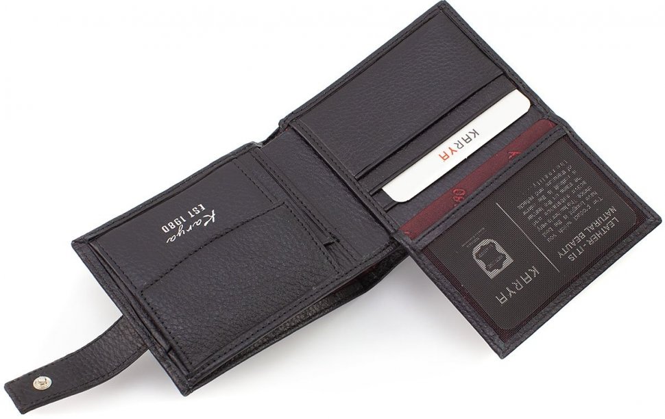 Практичний чоловічий гаманець компактного розміру із чорної шкіри флотар KARYA (19997)