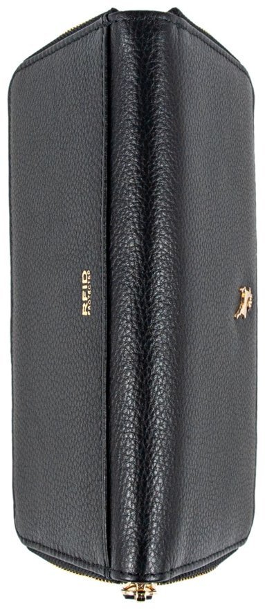 Вместительный женский кошелек из натуральной фактурной кожи с RFID-хащитой Ashwood J51 94175 черного цвета фото №4 Вместительный женский кошелек из натуральной фактурной кожи с RFID-хащитой Ashwood J51 94175 черного цвета modnotak фото №4