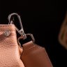 Стильна сумка жіноча з натуральної шкіри пудрового кольору з ручками KARYA (2420861) - 10