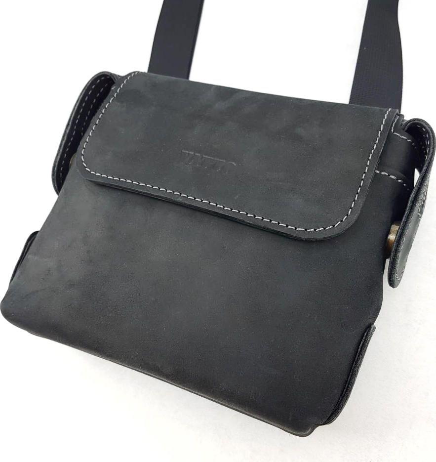Вінтажна чоловіча наплечная сумка чорного кольору з клапаном VATTO (11717)