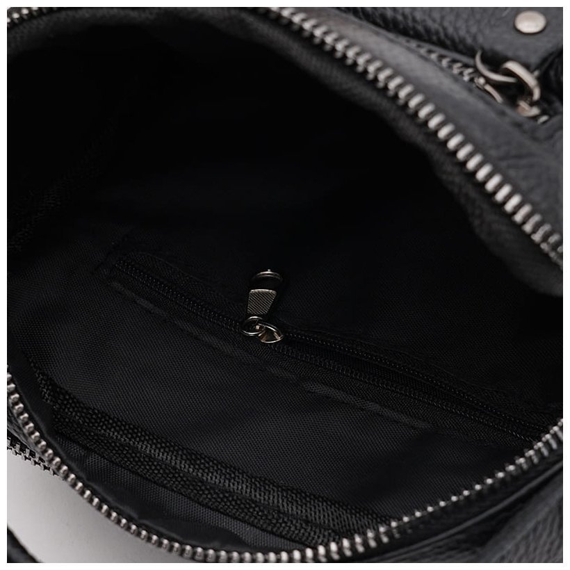 Маленькая мужская сумка-барсетка из фактурной кожи черного цвета Keizer 71676