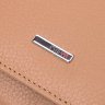 Невеликий жіночий гаманець бежевого кольору з натуральної шкіри на кнопці KARYA (2421378) - 3