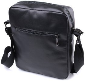 Мужская сумка через плечо из натуральной кожи черного цвета Shvigel 2422849