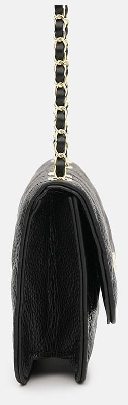 Стеганая женская сумка из фактурной кожи с плечевым ремнем-цепочкой Borsa Leather 108876 черная modnotak фото №4