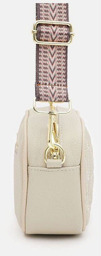 Стильная женская сумка из натуральной кожи бежевого цвета Borsa Leather 94677 фото №4 Стильная женская сумка из натуральной кожи бежевого цвета Borsa Leather 94677 modnotak фото №4