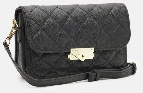 Компактная женская сумка из стеганой кожи с плечевым ремнем Borsa Leather 108877 на защелке