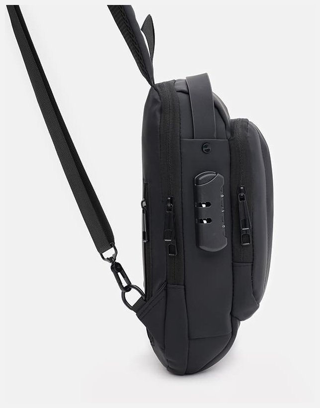 Черная мужская сумка-слинг из текстиля с кодовым замком Monsen 71578