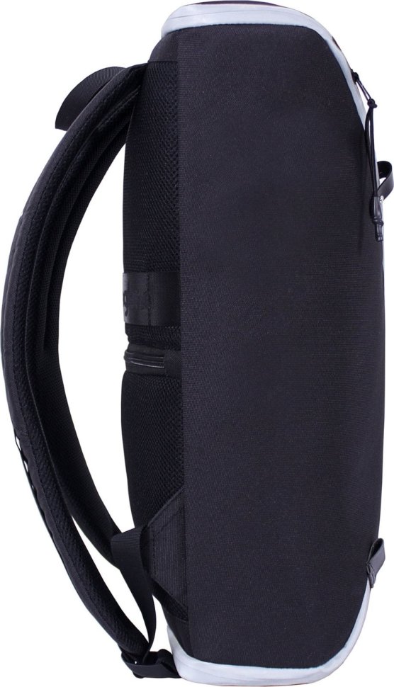 Черный рюкзак из плотного текстиля с необычной молнией Bagland (53678)