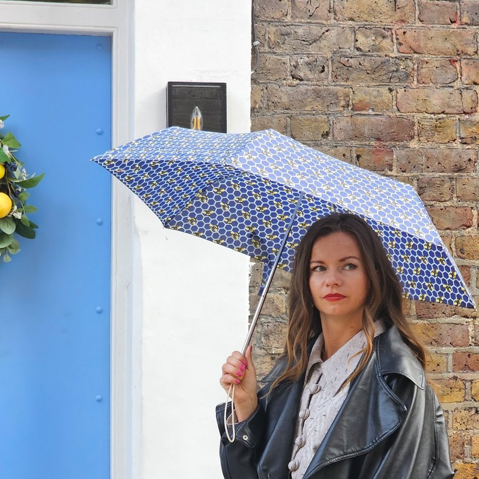 Женский зонт Fulton L905 Eco Planet Beehive (складной, механика, с защитой от ультрафиолета UPF 50+, синий с принтом пчелиных сот) 93978 modnotak фото №2