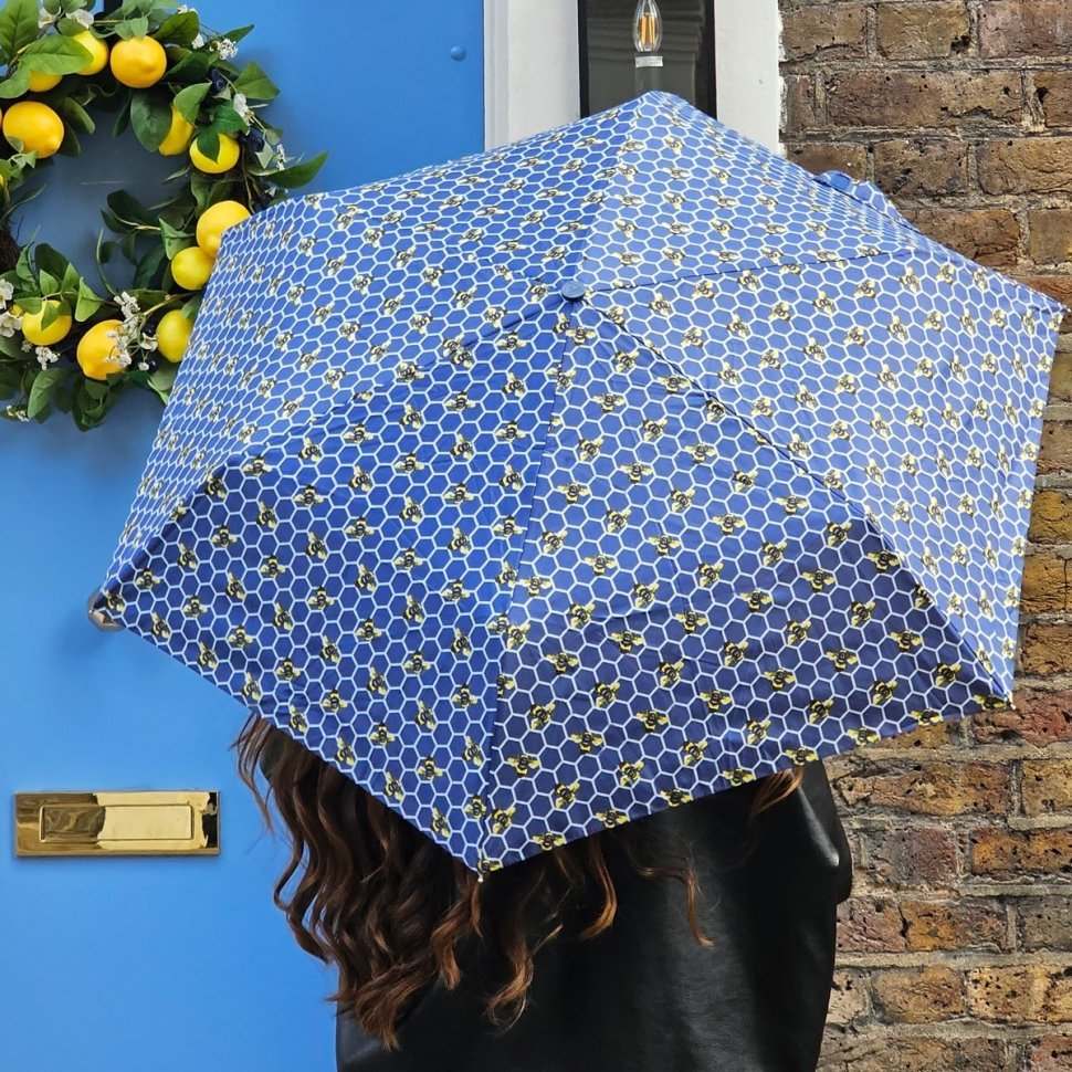 Женский зонт Fulton L905 Eco Planet Beehive (складной, механика, с защитой от ультрафиолета UPF 50+, синий с принтом пчелиных сот) 93978 modnotak фото №4