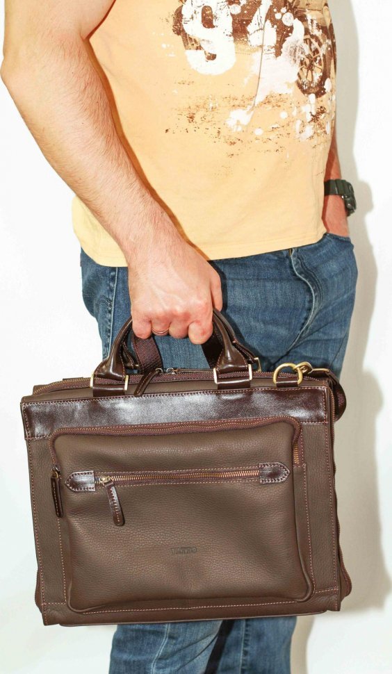 Мужская сумка с ручками коричневого цвета VATTO (12119)