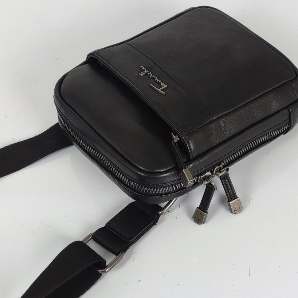 Мужская кожаная сумка через плечо черного цвета Tavinchi 90779 modnotak фото №3