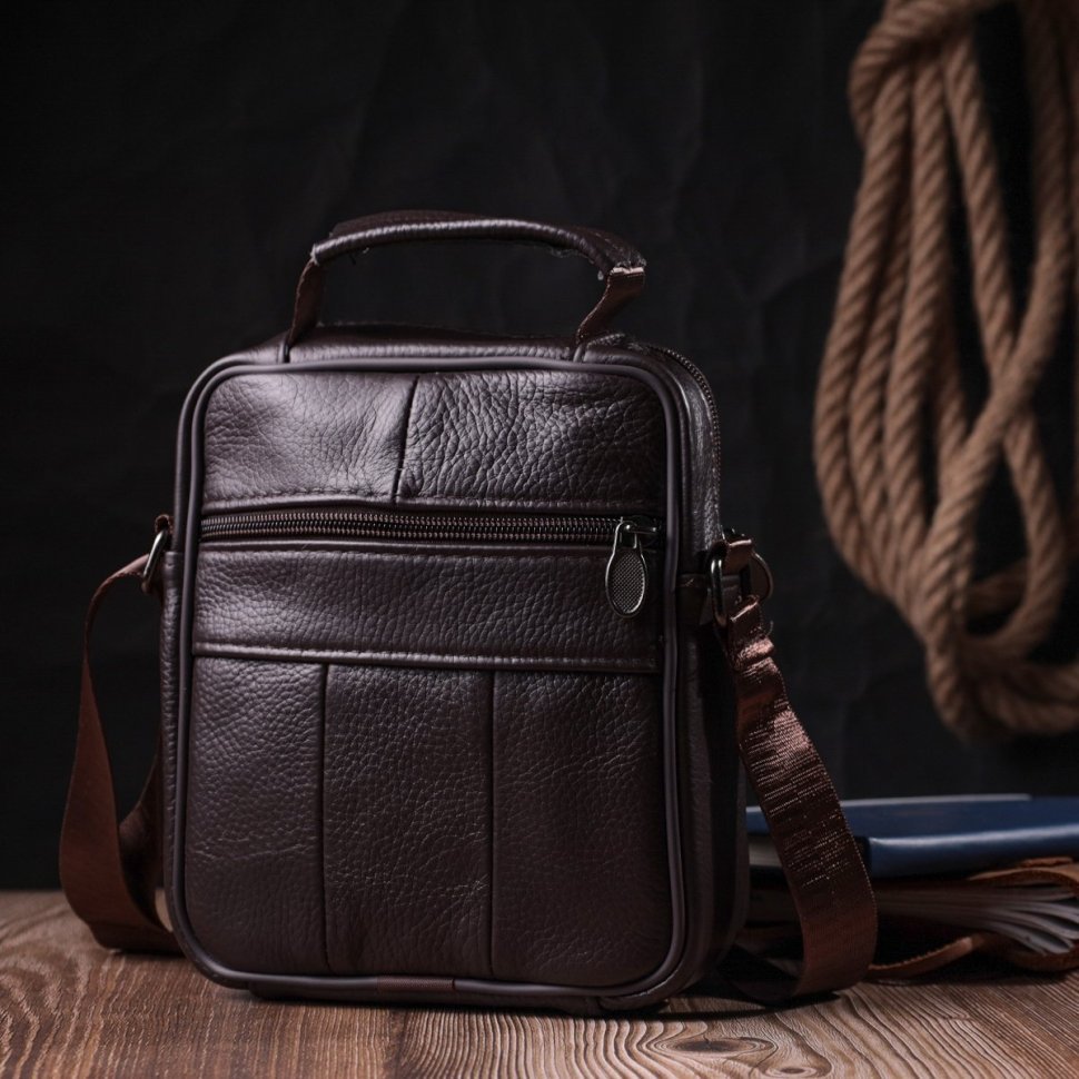 Небольшая сумка барсетка из натуральной кожи коричневого цвета с ручкой и плечевым ремнем Vintage Style 91079 фото №7 Небольшая сумка барсетка из натуральной кожи коричневого цвета с ручкой и плечевым ремнем Vintage Style 91079 modnotak фото №7