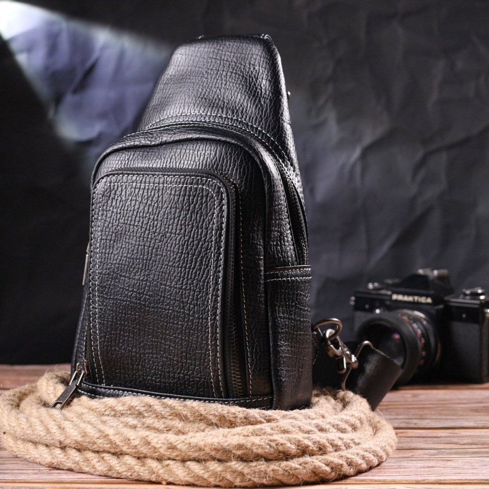 Черная мужская сумка через плечо из натуральной кожи с белой строчкой Vintage (2421284)
