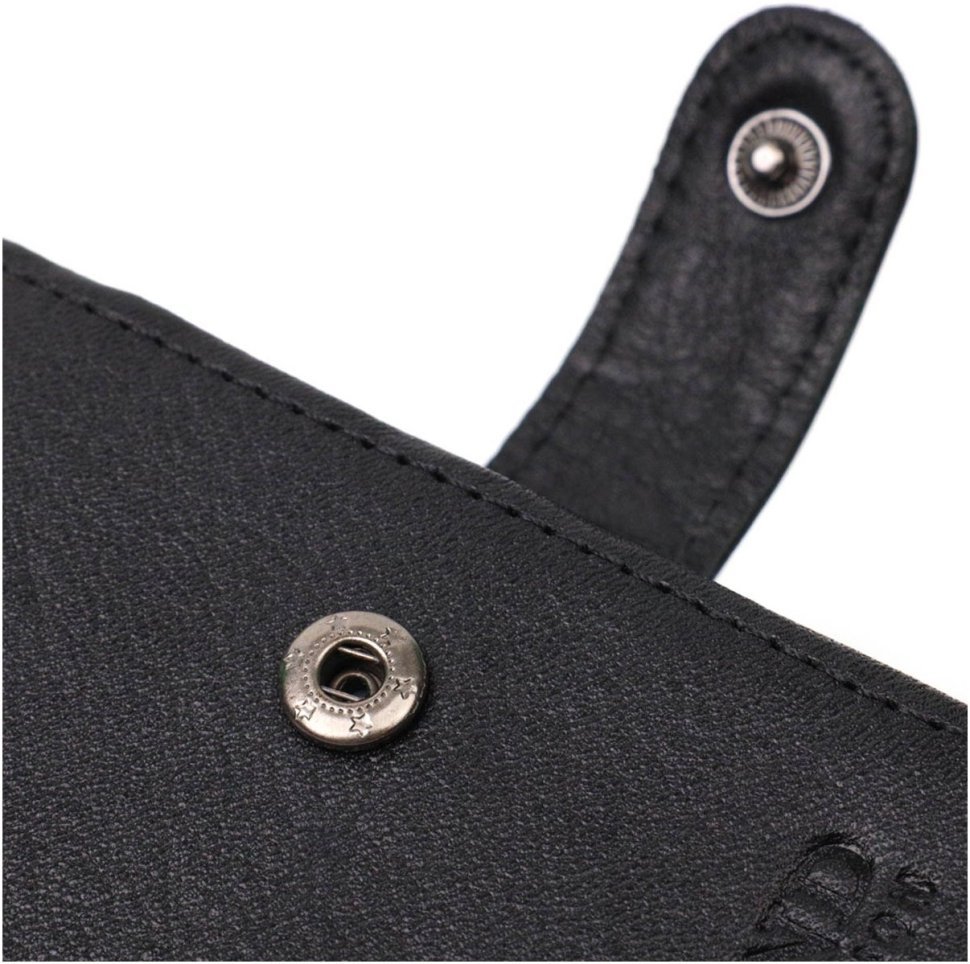 Удобный мужской кошелек из натуральной кожи классического черного цвета на кнопке BOND (2422062)