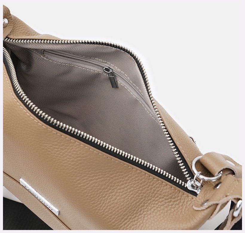 Вместительная женская сумка из натуральной кожи флотар бежевого цвета Borsa Leather 94679 modnotak фото №5