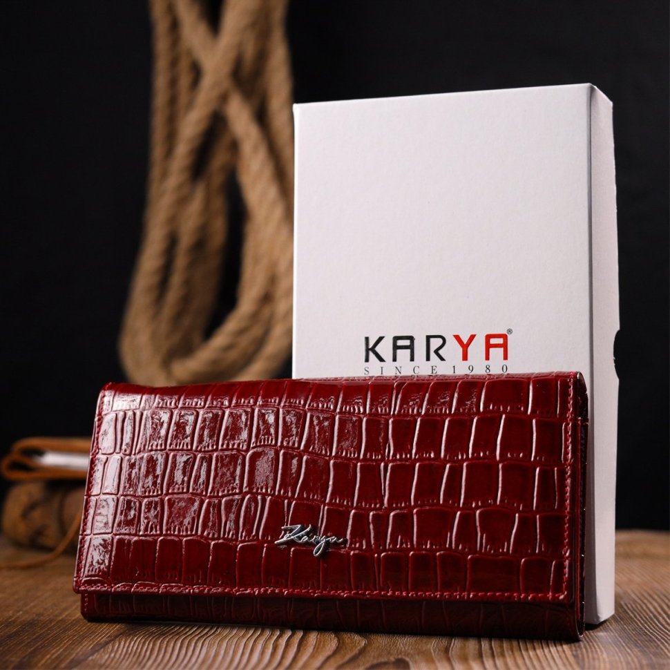 Червоний жіночий горизонтальний гаманець із натуральної шкіри з тисненням під крокодила KARYA (2421165)