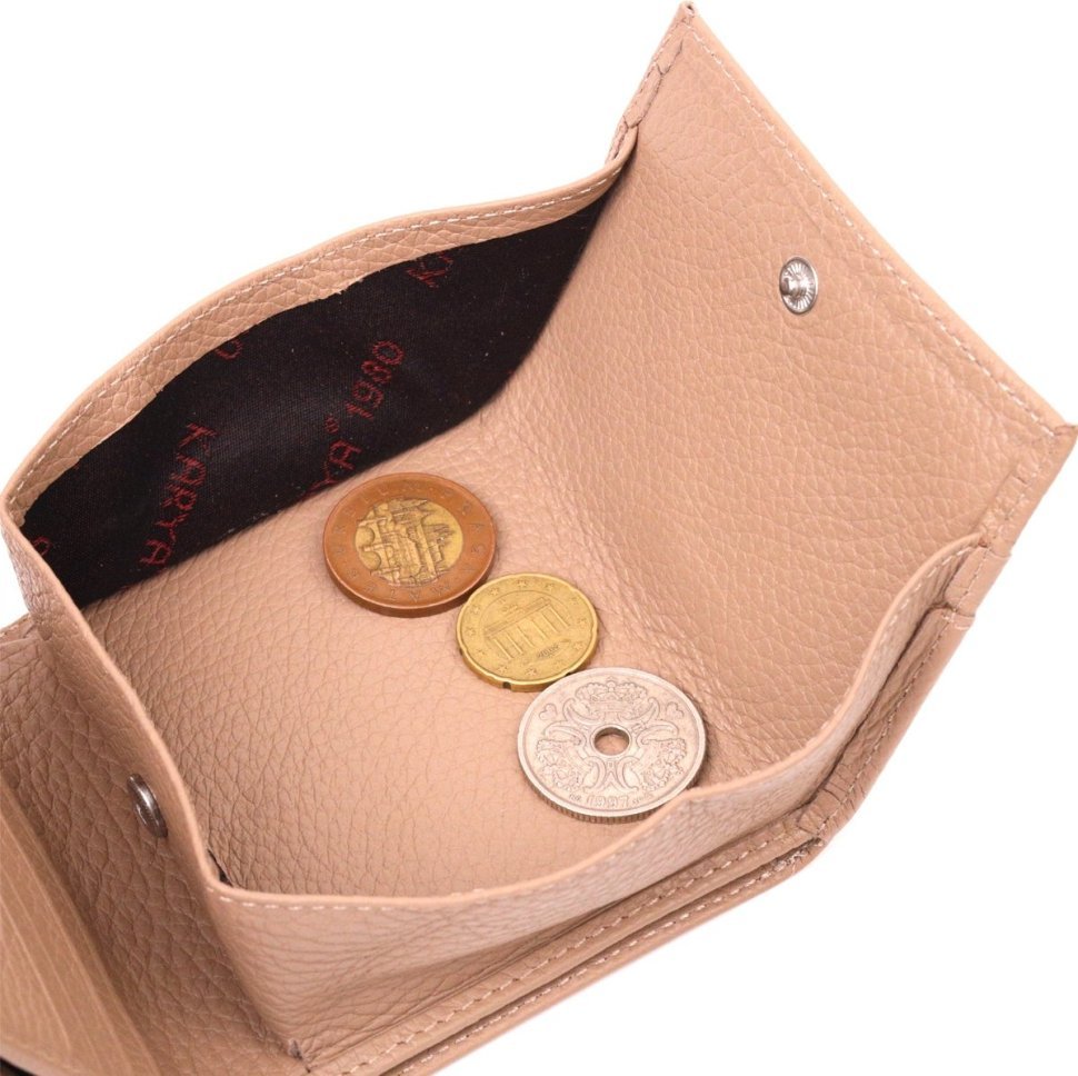 Темно-бежевий компактний жіночий гаманець із натуральної шкіри з монетницею KARYA (2421381)