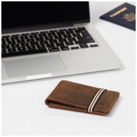 Мужской картхолдер из винтажной кожи коричневого цвета с резинкой Visconti Nelson 77380