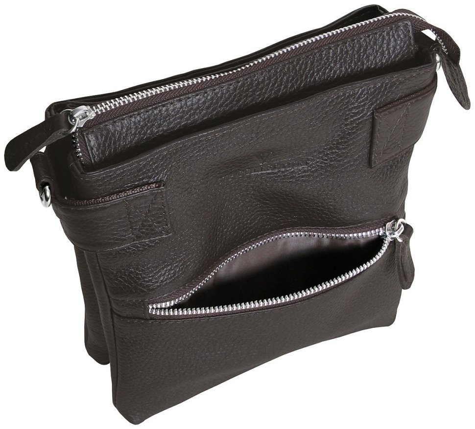 Міська чоловіча сумка планшет із фактурної шкіри з текстильним плечовим ременем Vip Collection 102481 коричневого кольору фото №6 Міська чоловіча сумка планшет із фактурної шкіри з текстильним плечовим ременем Vip Collection 102481 коричневого кольору modnotak фото №6