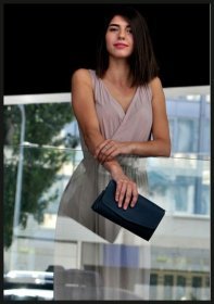 Стильная сумка на цепочке синего цвета из натуральной кожи BlankNote Элис (12635)