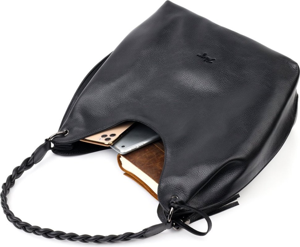 Шкіряна сумка жіноча чорного кольору з однією лямкою KARYA (2420867)
