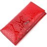 Горизонтальний лаковий жіночий гаманець з натуральної шкіри з тисненням під змію в червоному кольорі KARYA (2421167) - 1