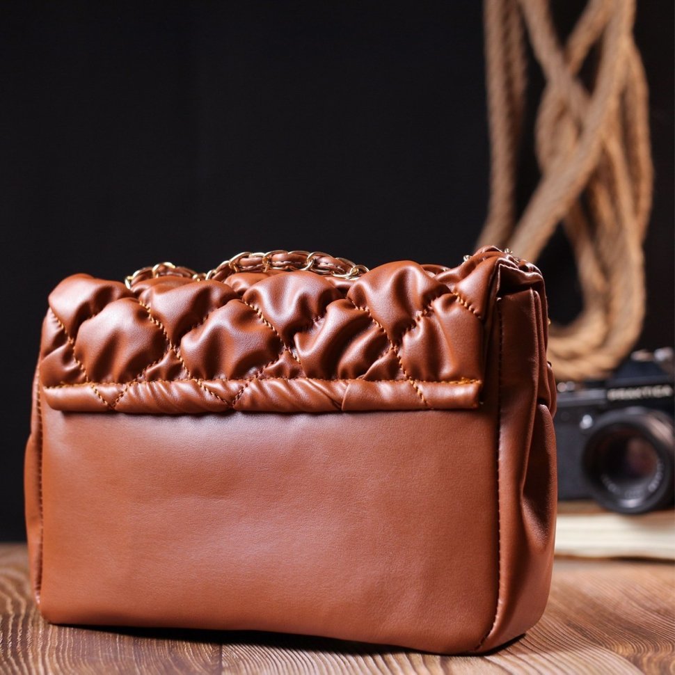 Стигана жіноча сумка-кроссбоді з еко-шкіри коричневого кольору Vintage (18711)