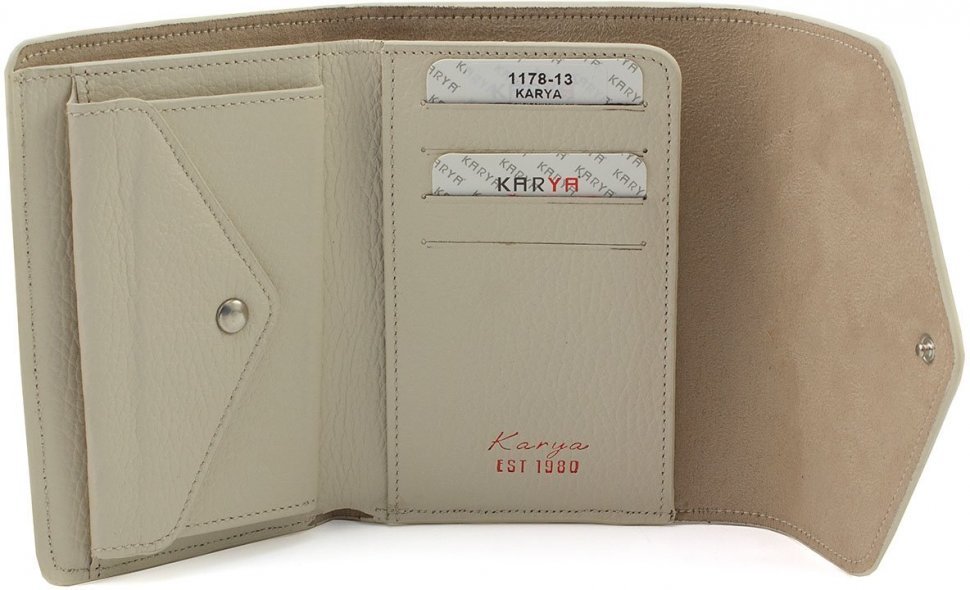 Світло-бежевий жіночий гаманець середнього розміру із натуральної шкіри KARYA (19984)