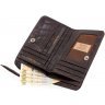 Вертикальний гаманець коричневого кольору з натуральної шкіри під рептилію Tony Bellucci (10803) - 6