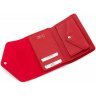 Кожаный женский кошелек красного цвета в три сложения с тиснением KARYA (19981) - 3
