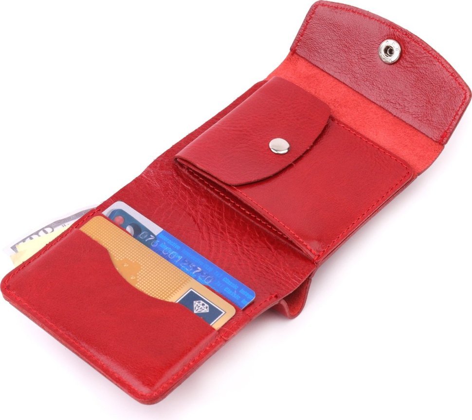 Невеликий жіночий шкіряний гаманець червоного кольору на кнопці Shvigel (2416618)