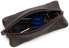 Велика шкіряна ключниця з двома відділеннями у темно-коричневому кольорі Leather Collection 97783